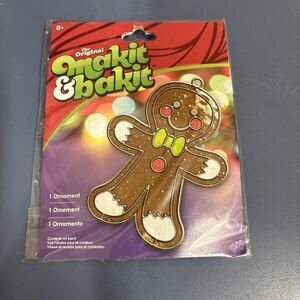 Makit & Bakit Gingerbread  Christmas Ornament Craft Kit or Suncatcher